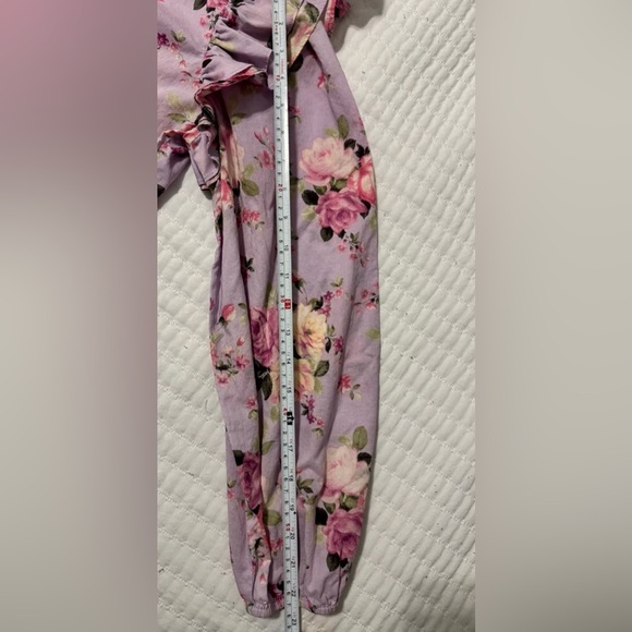 Chelsea and Violet Floral Print Balloon Sleeve Ruffle Top Size Medium - Picture 10 of 10